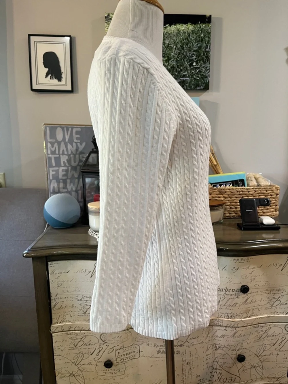 LL BEAN LIGHTWEIGHT THREE QUARTER SLEEVE CABLE KNIT V NECK SWEATER WHITE SIZE S